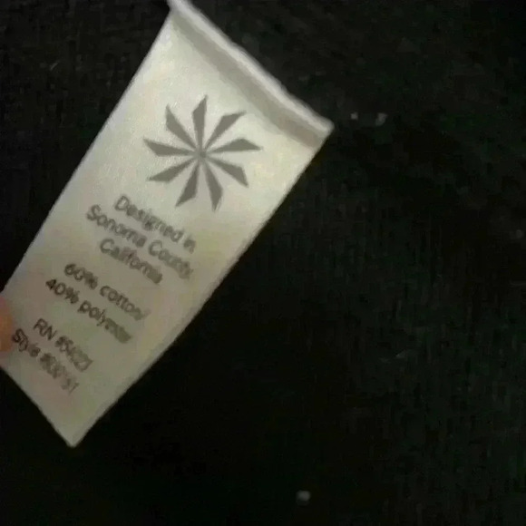 Athleta- Floral black half zip sweater Sz Small - Picture 5 of 10